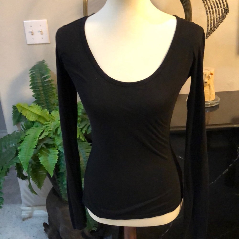 SZ 1 Market BLACK TEE